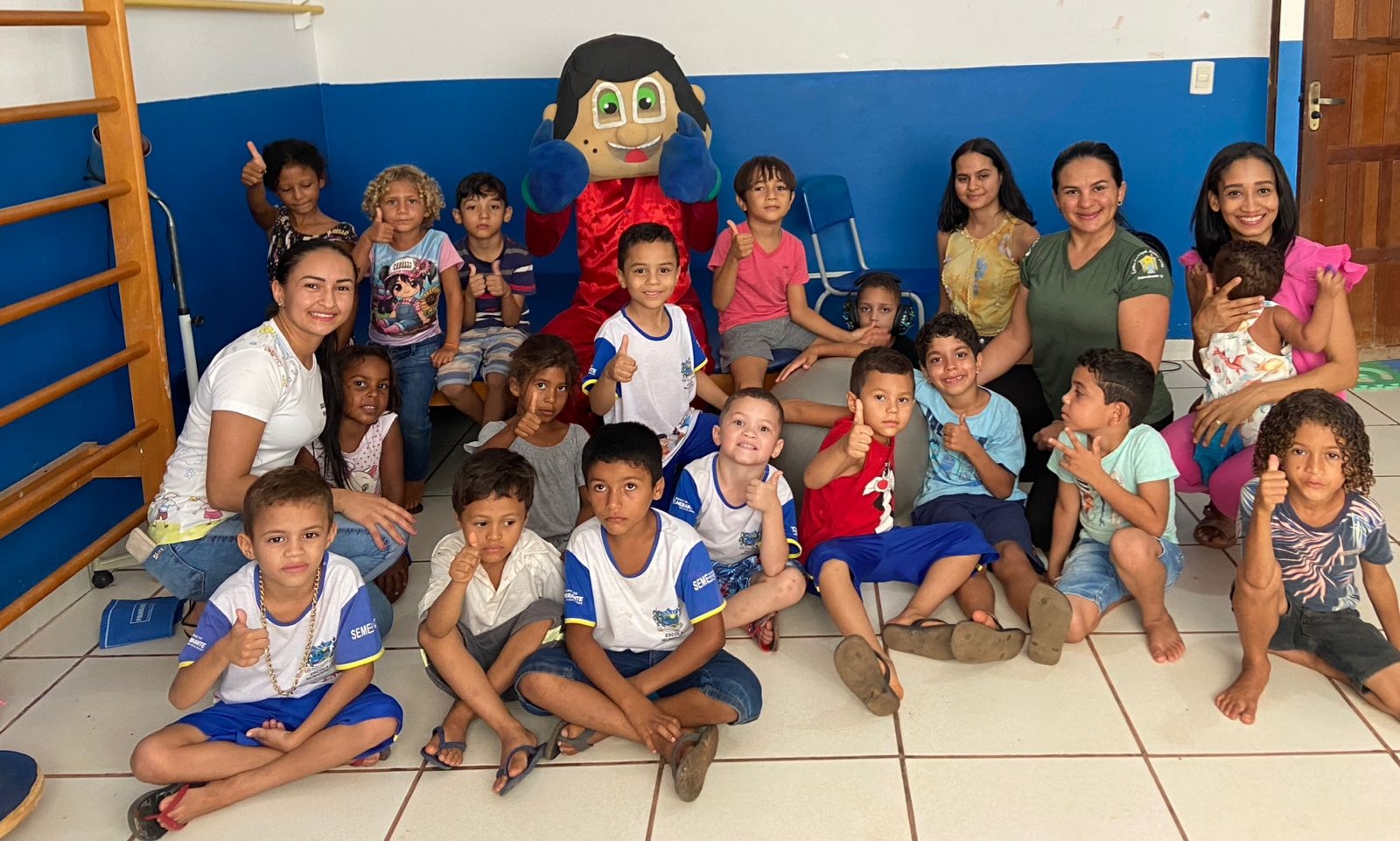 Alunos da Turma Pré-Escolar II “B” Visitam a APAE de Palmeirante ✅
 Alunos da Turma Pré-Escolar II “B” Visitam a APAE de Palmeirante ✅